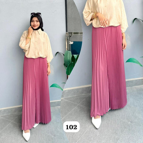 PLEATED SKIRT